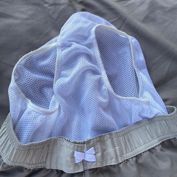 Youth Los Angeles Lakers‎ Gray Heat Wave Swim Trunks - Picture 8 of 8